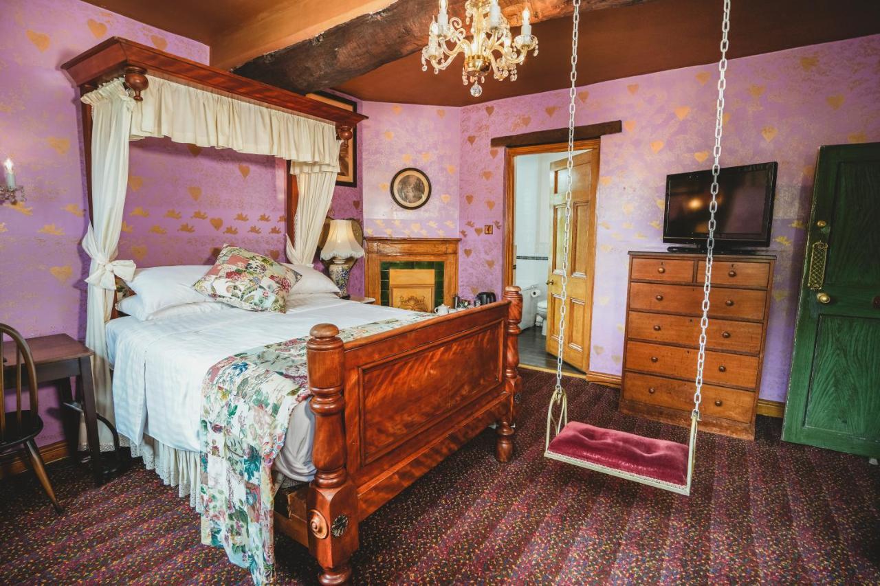 איירונברידג' Hundred House Hotel מראה חיצוני תמונה
