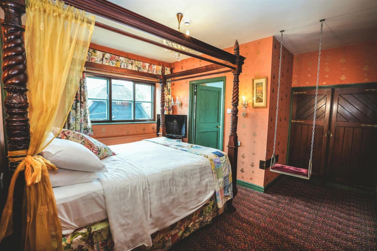 איירונברידג' Hundred House Hotel מראה חיצוני תמונה