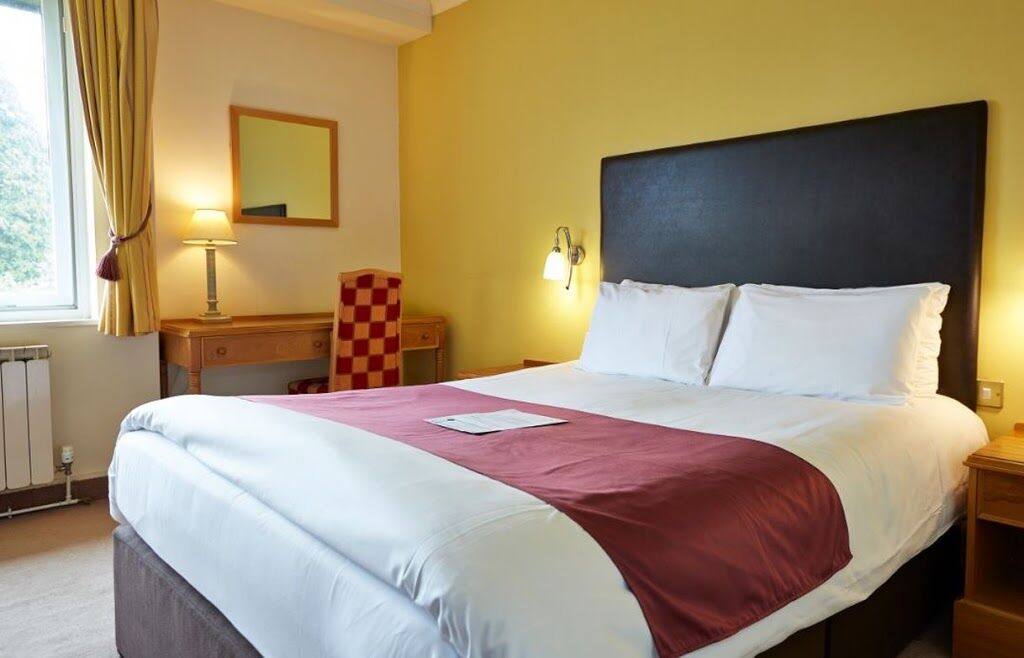 איירונברידג' Hundred House Hotel מראה חיצוני תמונה